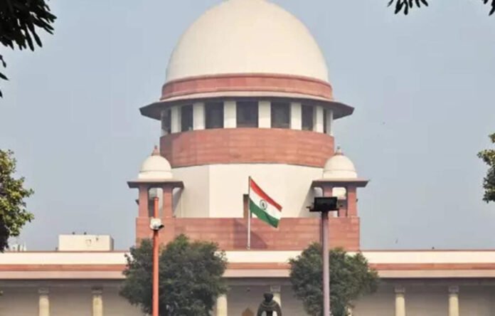 supreme-court-rules-against-delhi-waqf-boards-claim-over-gurudwara-property.jpg